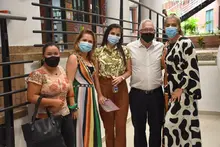 Directivos, docentes e institucionales presentes