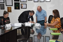 Acto de posesión de nuevos funcionarios uniquindianos el 15 de febrero de 2022