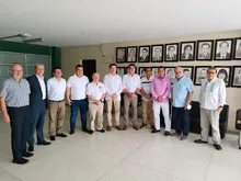 Rector uniquindiano en diálogo con ministro de educación designado y rectores del SUE